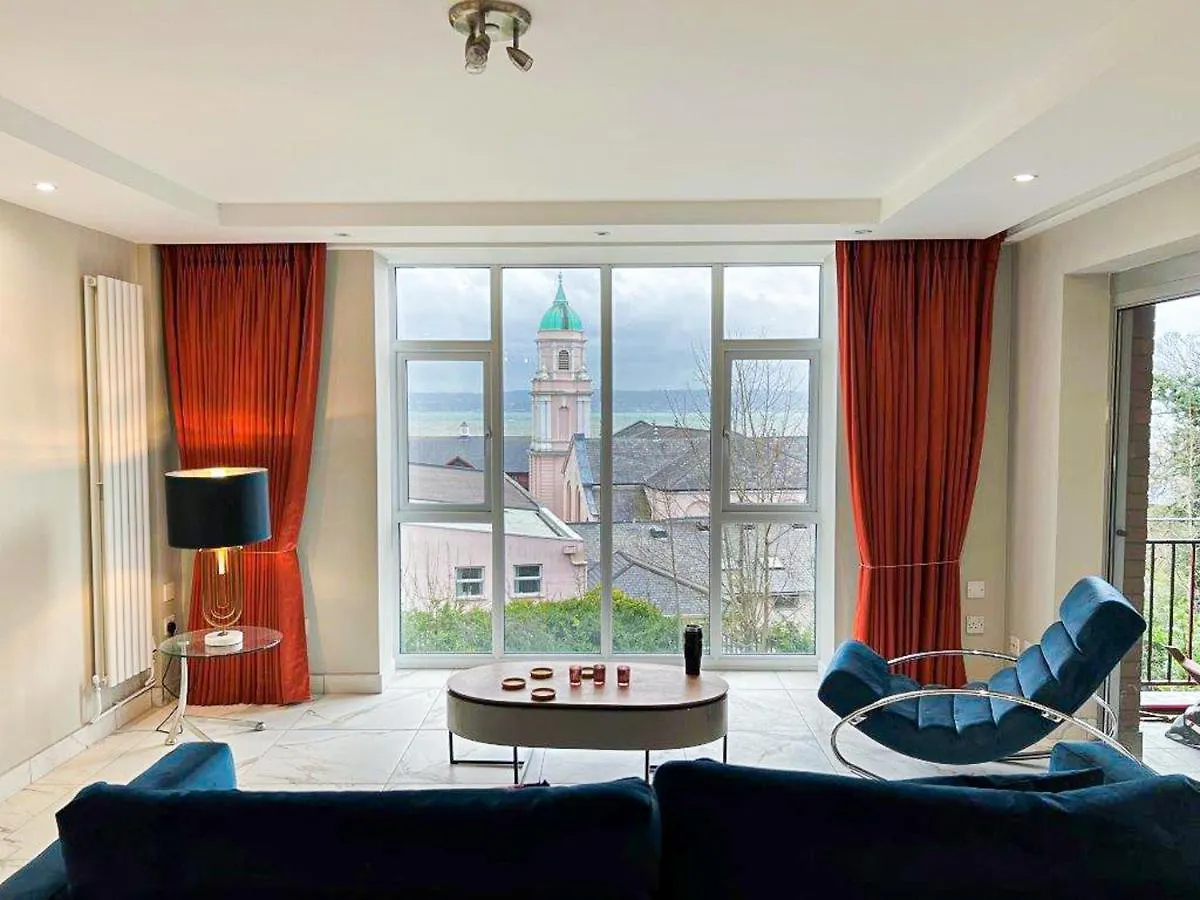 Modern Luxurious Apartment W/ Patio Balcony & View Jordanstown United Kingdom